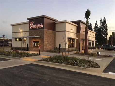 Chick fil a norwalk - Feb 14, 2020 · The popular fast food restaurant, located at 467 Connecticut Ave., was held up around 7... 